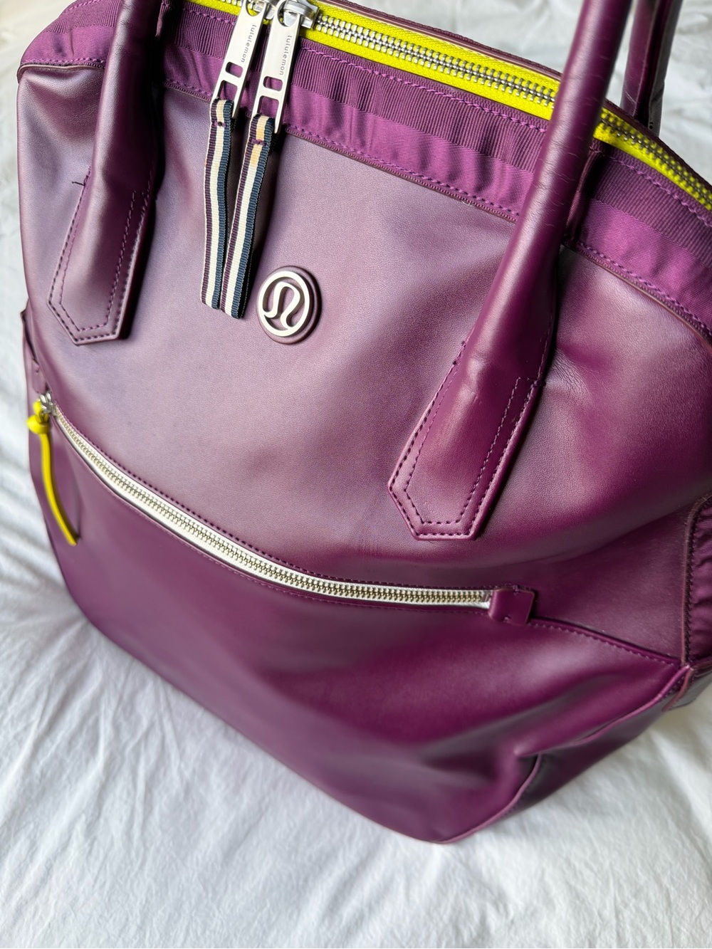 lululemon Happy Hatha Hour Bag | Rare Discontinued Style - Picture 8 of 16